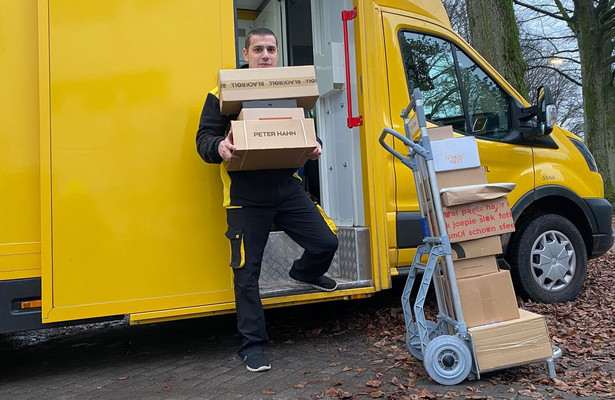Ab die Post - Paketboten im Weihnachtsstress