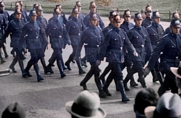 ARD History: Babylon Berlin - Die Doku: Wie die Demokratie unterging