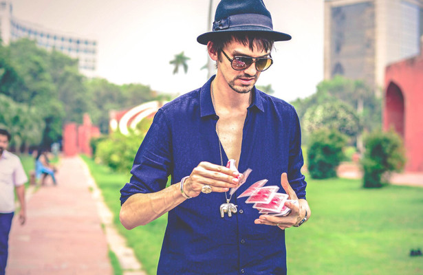 Around the World in 80 Tricks