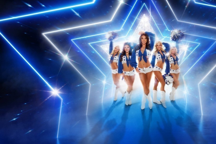 https://tvgidsassets.nl/upload/a/gd/americas-sweethearts-dallas-cowboys-cheerleaders-americas-sweethearts-dallas-cowboys-cheerleaders-2-7801774972-I-UXk.jpg