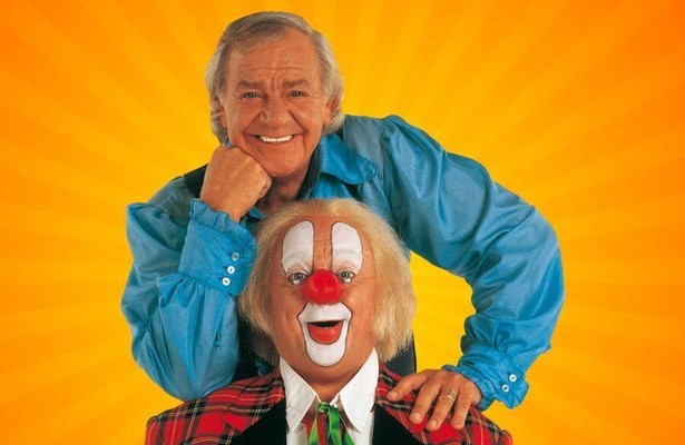 Bassie & Adriaan en de plaaggeest