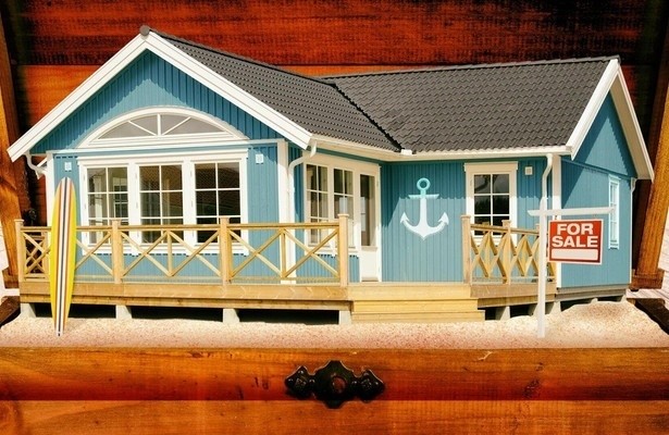 Beachfront bargain hunt