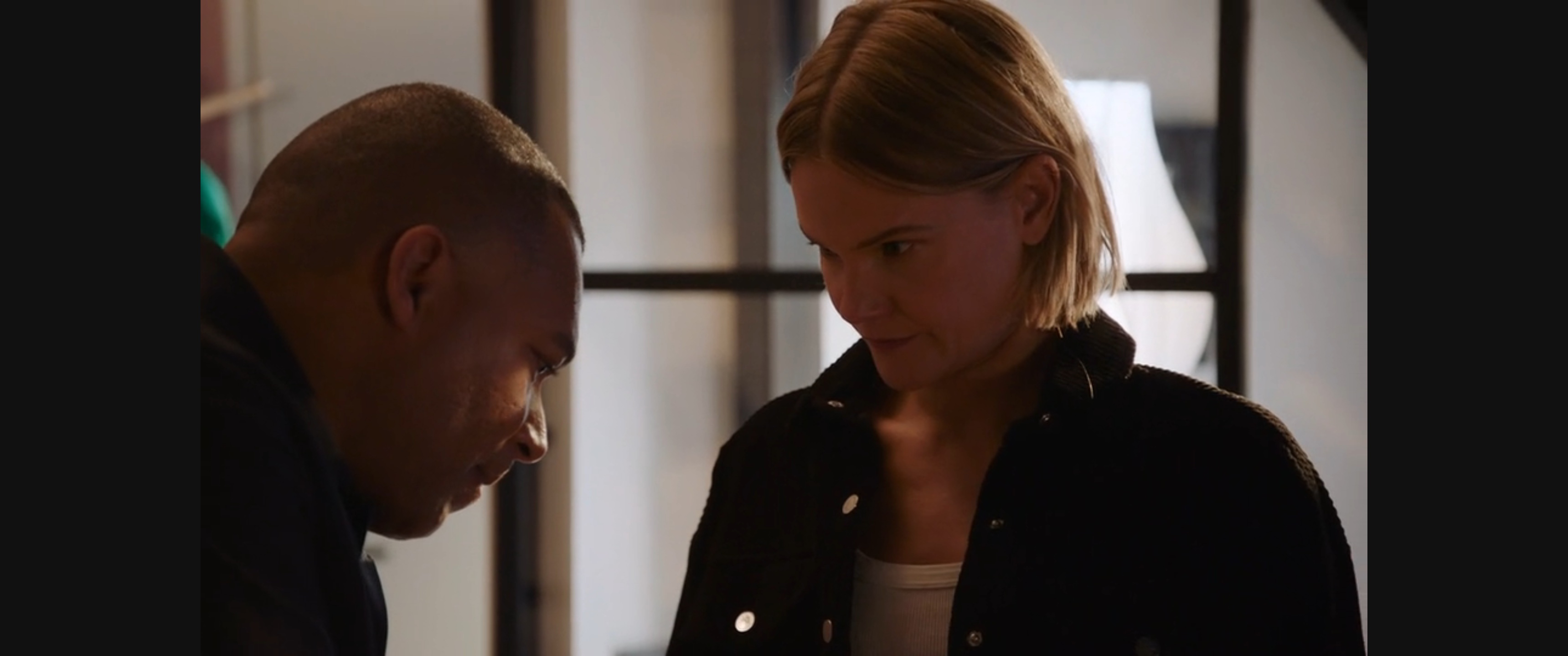 Bing en Cato worden bijna betrapt