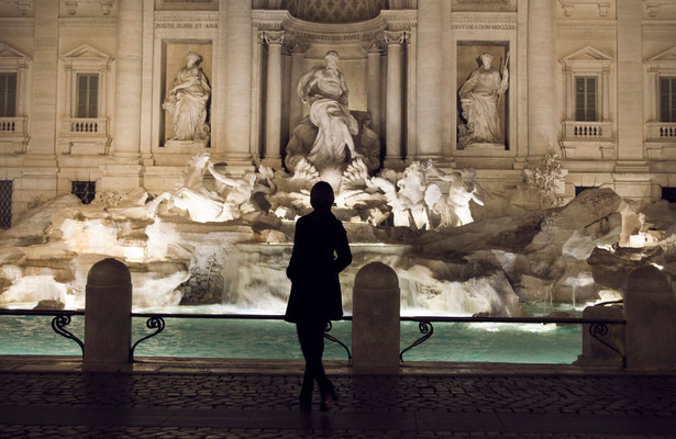 Anita Ekberg - Het meisje in de Trevifontein