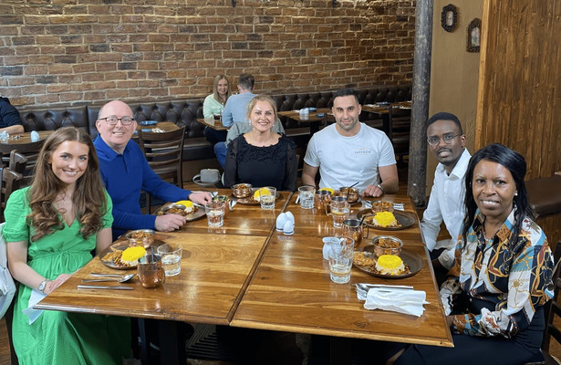 Come dine with me: The professionals