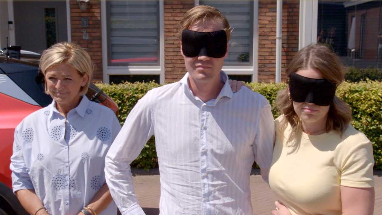 Caroline Tensen voor Kopen Zonder Kijken