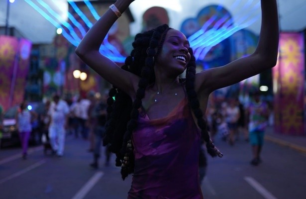 Dans l'oeil de la fête