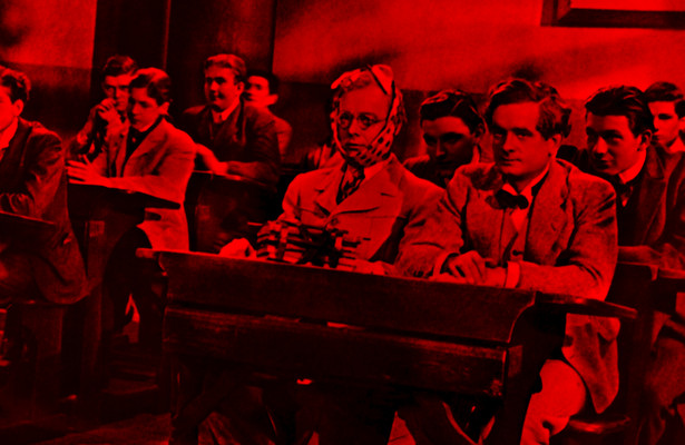 Die Feuerzangenbowle