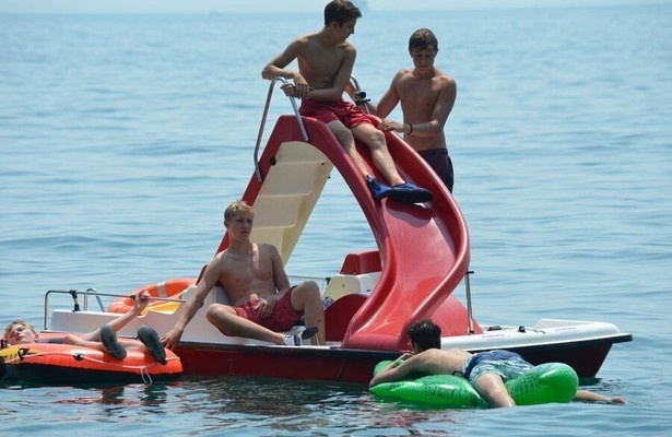 Die Jungs-WG - Sommer. Sonne. Elternfrei