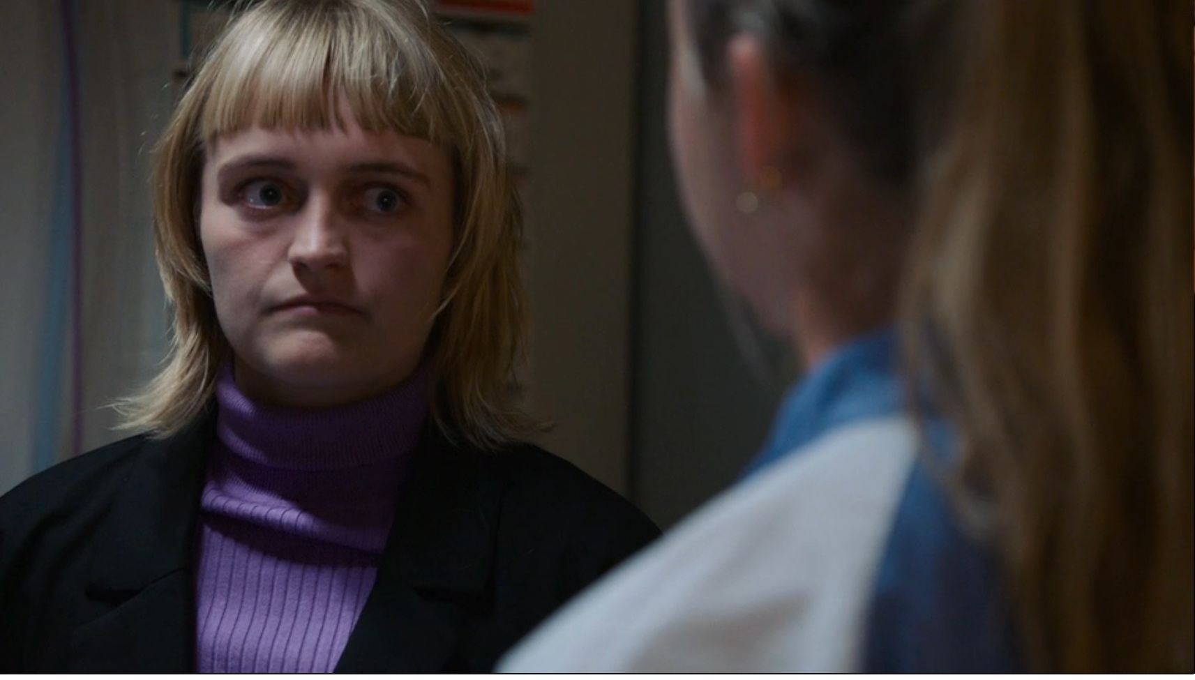 Demi werpt zich op als hulpverlener