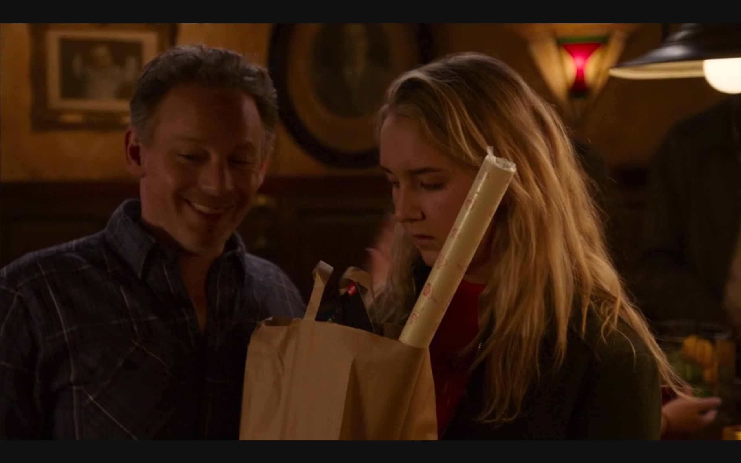 Niemand heeft door dat Demi op haar tandvlees loopt