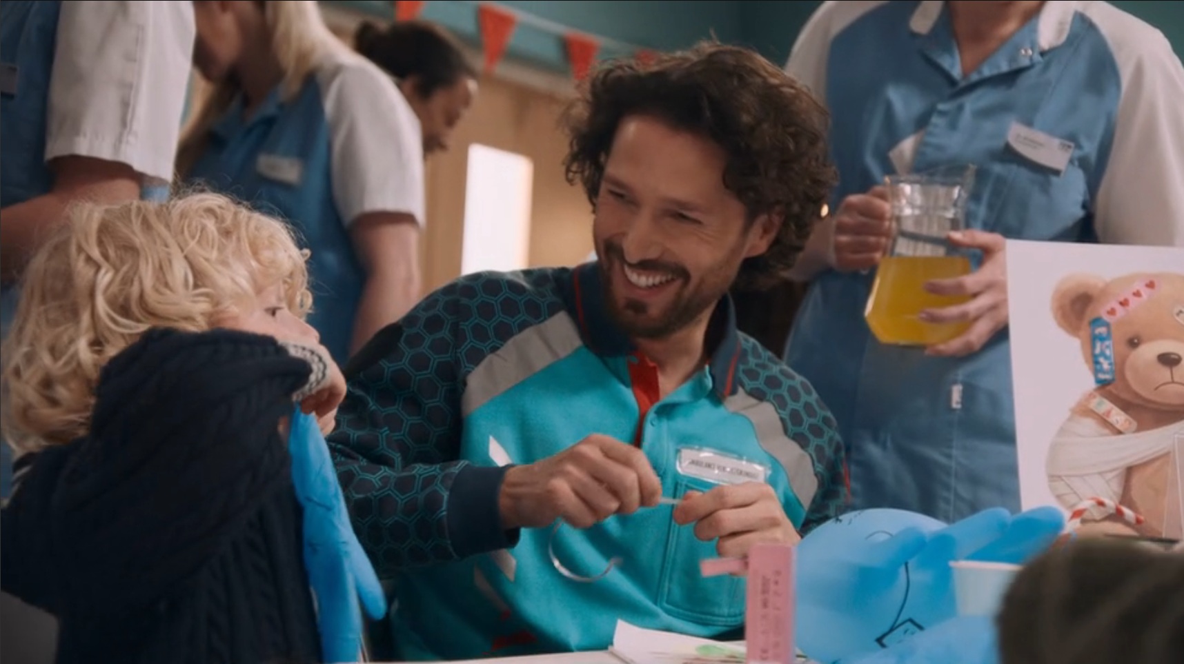 In de serie kennen vader en zoon elkaar niet