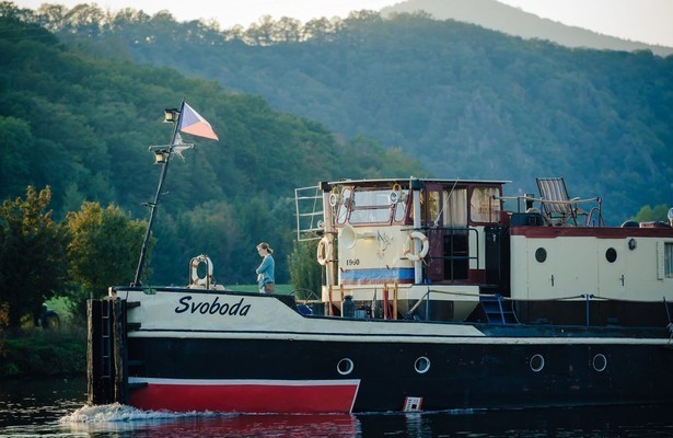 Ein Sommer an der Moldau