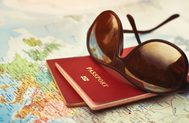 Españoles en el mundo