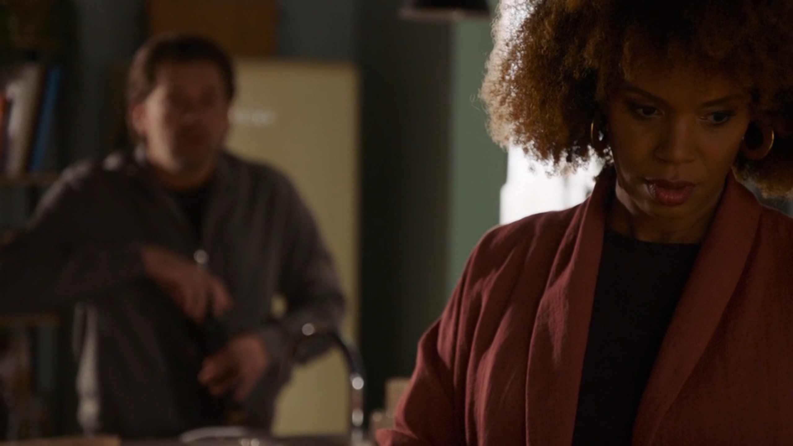 Elisa heeft liever niet dat Rik met Shanti naar de babyspa gaat