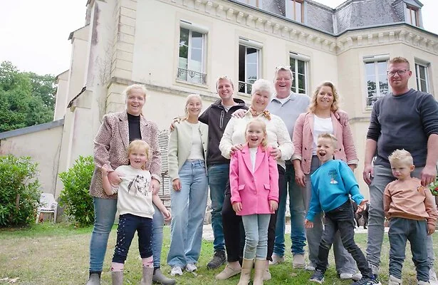 Jelies & Gnodde: Grote gezinnen emigreren