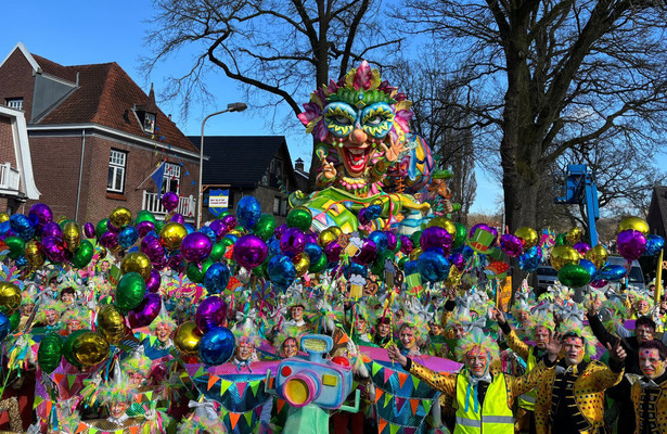 Fast Food Grand Prix bij DKW Vasse (Amusement) kijken