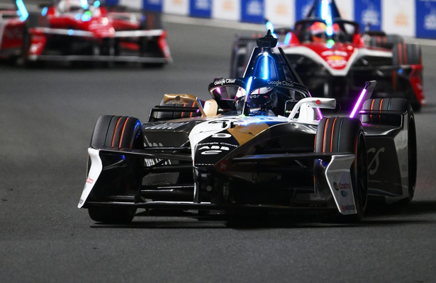 Formule E: WK Jeddah ePrix magazine