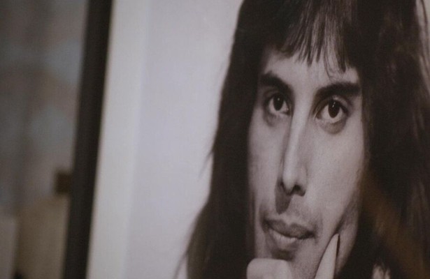 Freddie Mercury: The final act