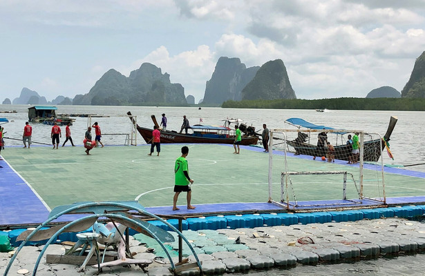 Geo Reportage: Koh Panyee - Thailands fußballverrückte Insel