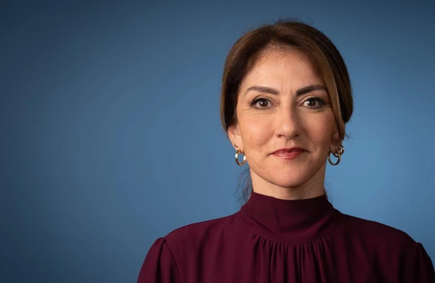 Gesprek vicepremier Yesilgöz met gebarentaal