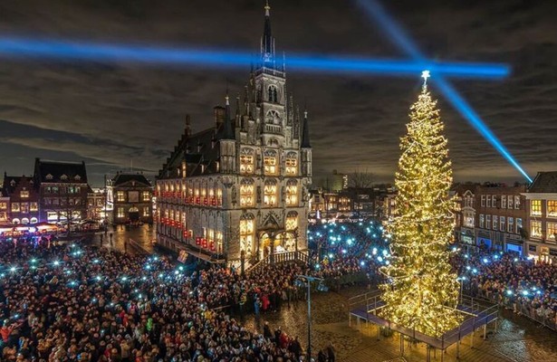 Gouda bij Kaarslicht