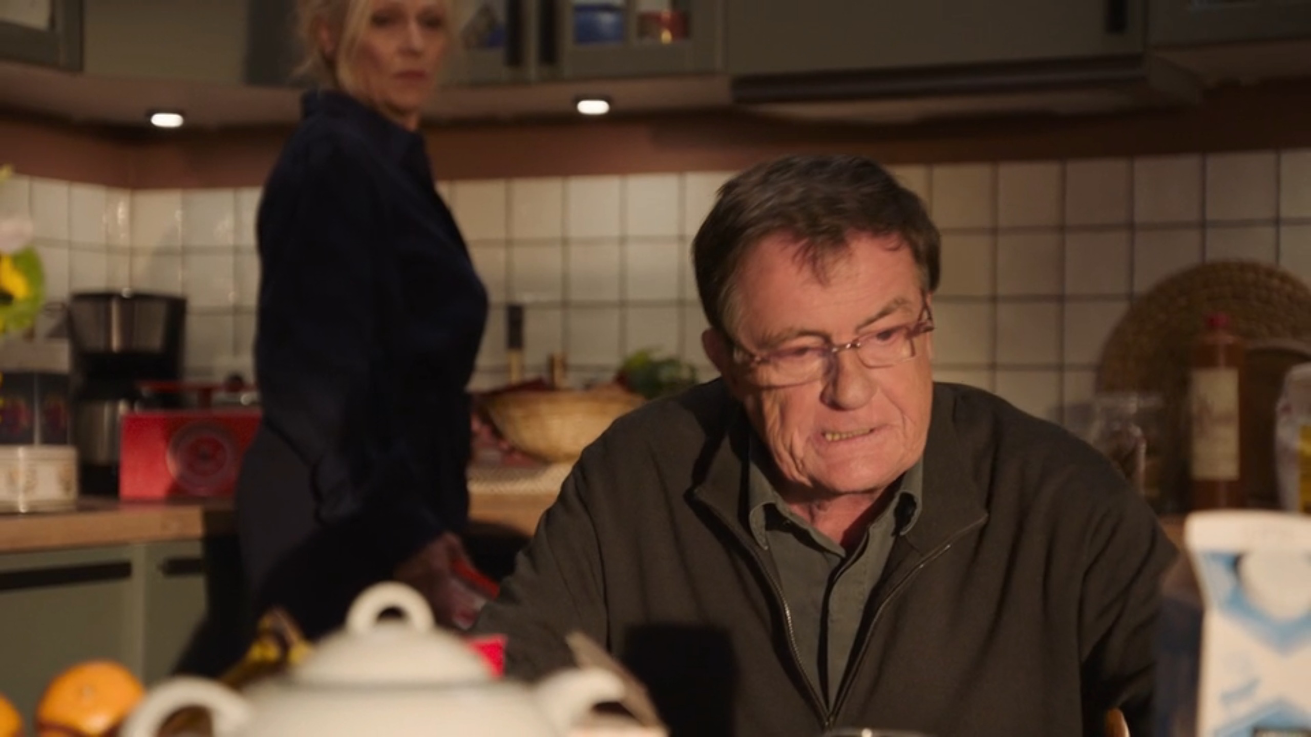 Henk vindt Ludo een aasgier