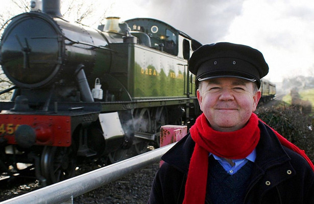Ian Hislop Goes off the Rails nu kijken of gemist?