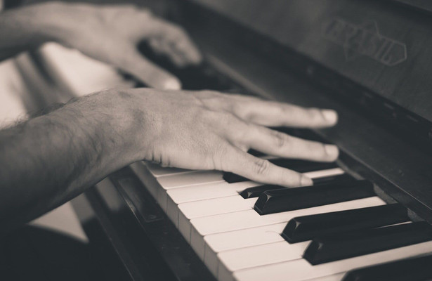 In concert: Billy Joel - Live in Long Island