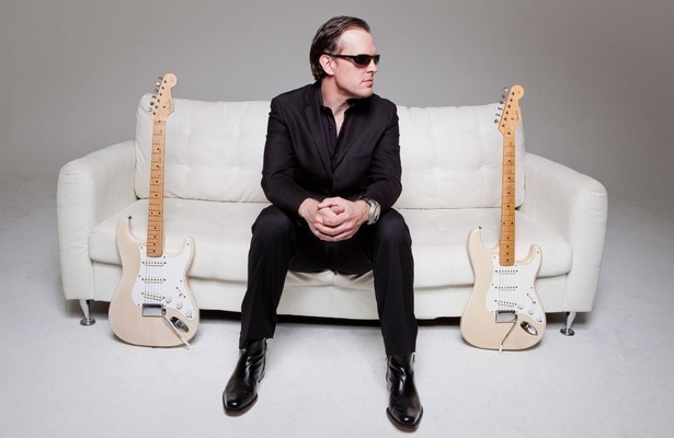 In concert: Joe Bonamassa - The spirit of Rory