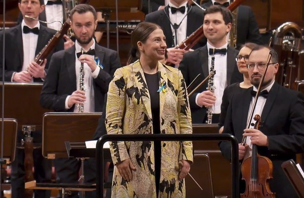 INSO-Lviv Orchestra, Dalia Stasevska, Joshua Bell - Bacewicz, de Hartmann, Chopin