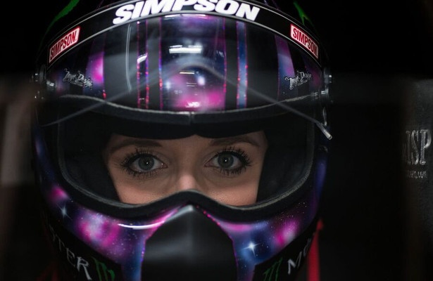 Jndia: The Fast Life