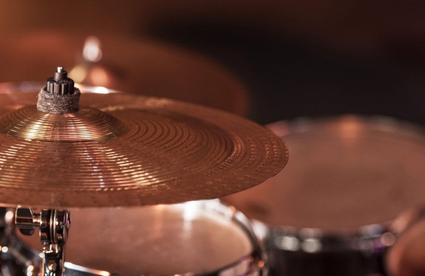 Just a big drum, cymbals and... music
