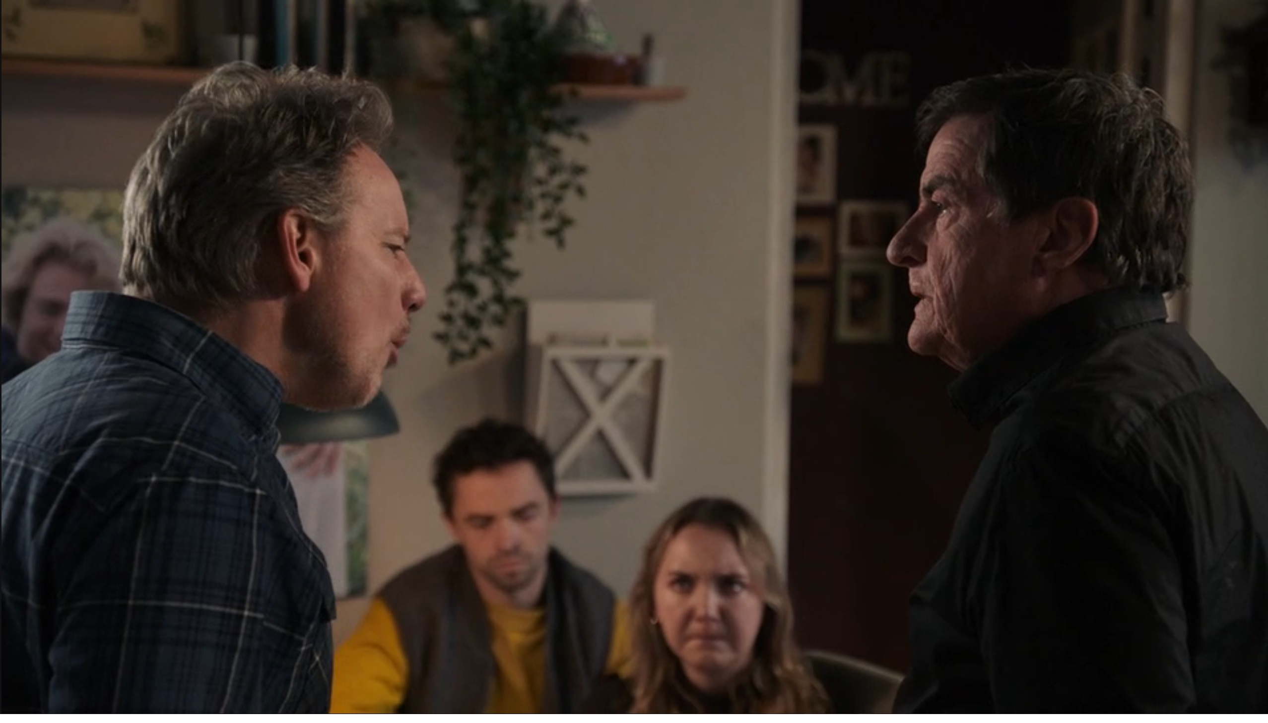 Henk heeft harde woorden voor Demi