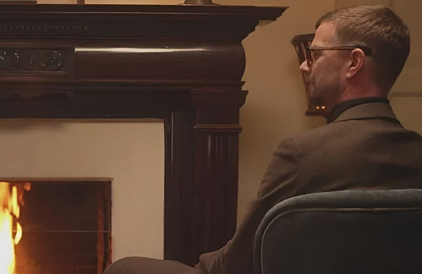 Kaminfeuer mit Joko & Klaas