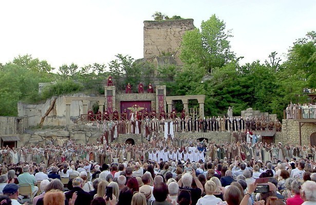 Kanzel aus Stein - Passion im Burgenland