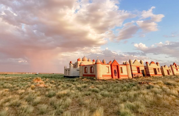 Kasachstan. Sterne, Steppe, Stutenmilch