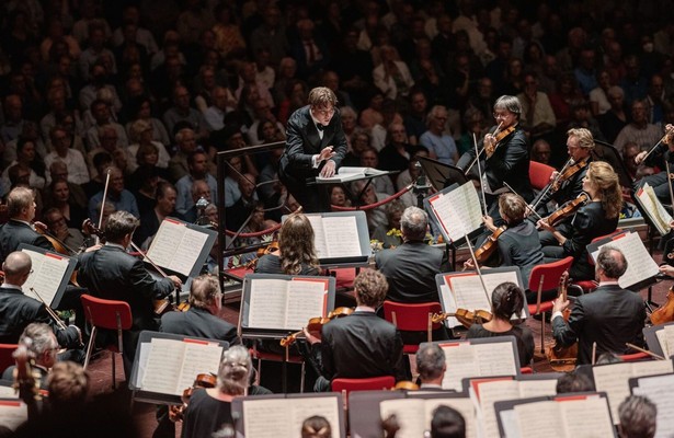 Orchestre de Paris, Klaus Mäkelä, Alexandre Kantorow : Ravel, Saint-Saëns, Dowland, Schumann