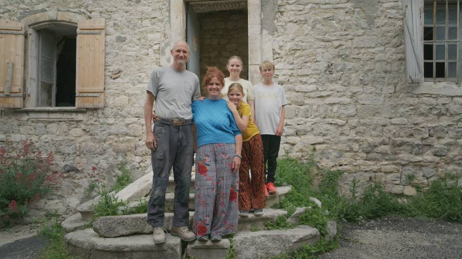 Marcel, Claudia en kinderen.