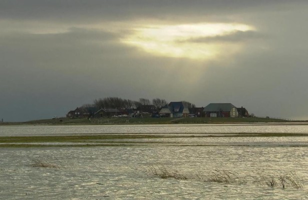 Land unter auf Hallig Hooge