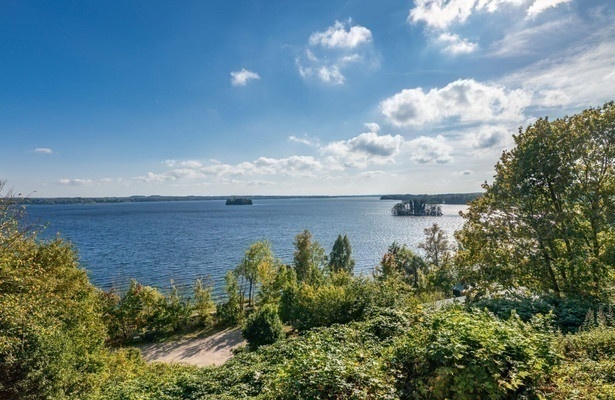 Leben am Plöner See - Zwischen Bootsbau, Fischfang und Biergarten