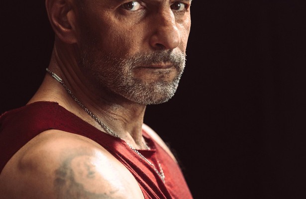 Lubi - Ein Polizist stürzt ab