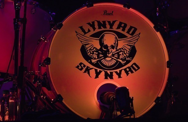 Lynyrd Skynyrd - Live at Knebworth '76