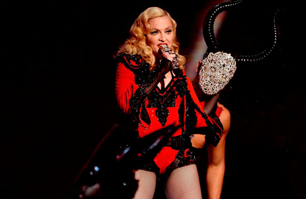 Madonna: Move To The Music