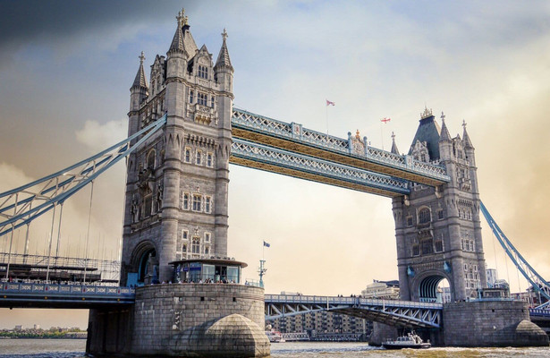 Magical Bones: Black Magic Live