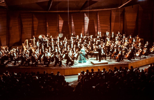 Mahler - Das Lied von der Erde By Leonard Bernstein