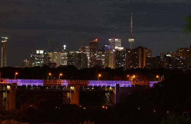 Megacitys - Wenn es Nacht wird in Toronto