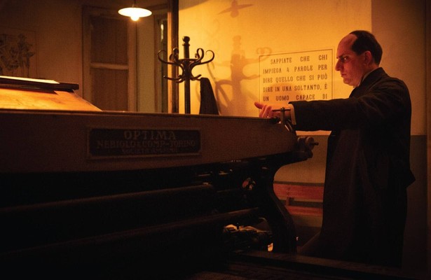 Mussolini: Son of the Century