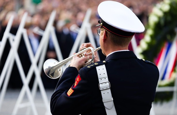 Nationale Herdenking 2026 met gebarentaal