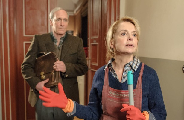 Obendrüber, da schneit es